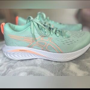 ASICS:GEL-EXCITE 10 Running Shoes Women’s Size: 7.5  Mint,bright orange,& white.
